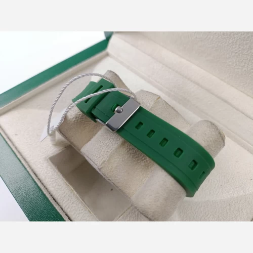 ساعت الگانس سبز بند رابر - Image 2