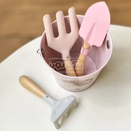 اسباب بازی ست باغبانی با سطل فلزی پیکاردو صورتی کد P/BZ-43-B/G