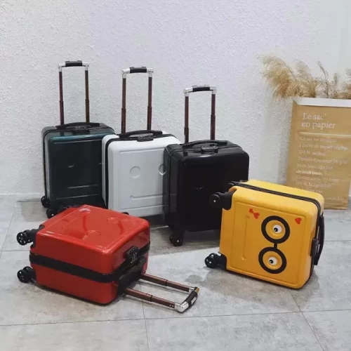 چمدان کودک مدل برجسته رنگ سفید کد P/M01/SE