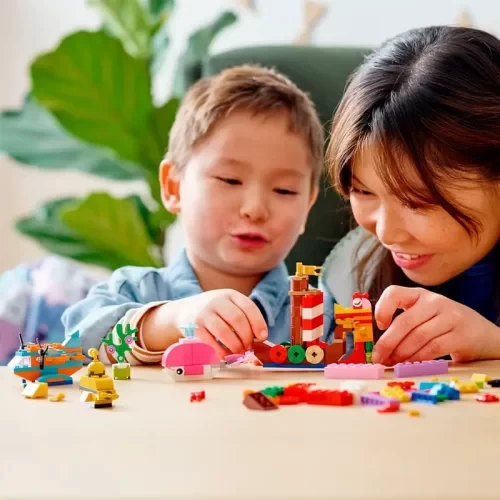 قیمت و خرید لگو کلاسیک 333 قطعه مدل Lego Classic Creative Ocean Fun