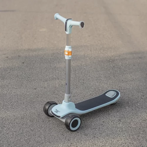 اسکوتر کودک تاشو نشیمن دار رنگ آبی کد P/ZG612/C