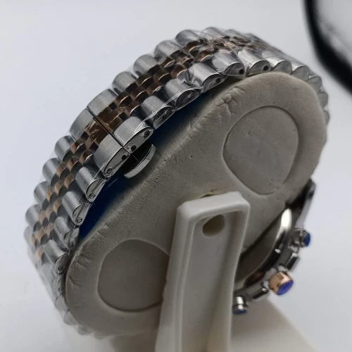 ساعت سیکو دورنگ رزگلد صفحه مشکی طرح سه موتور 1758 تک مردانه - Image 3