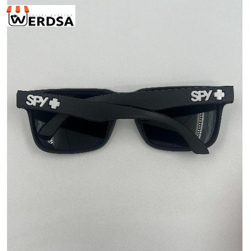 عینک آفتابی اسپرت با فریم مشکی و لنز آینه‌ای سبز طلایی