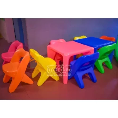 میز کودک مربع استار
