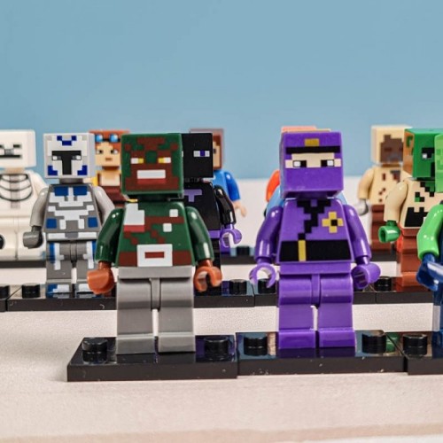 مینی فیگور 20 عددی ماینکرفت با سلاح MINECRAFT کد 2611