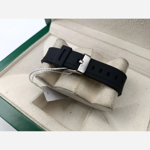 ساعت الگانس تمام مشکی بند رابر - Image 2