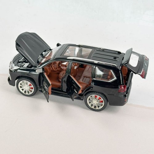 ماشین فلزی دودزا مدل لکسوس LX570 مدل CZ125AD