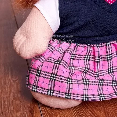 عروسک دخترانه