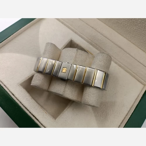 ساعت امگا کانسلیشن دو رنگ طلایی صفحه سفید دورنگین زنانه - Image 2