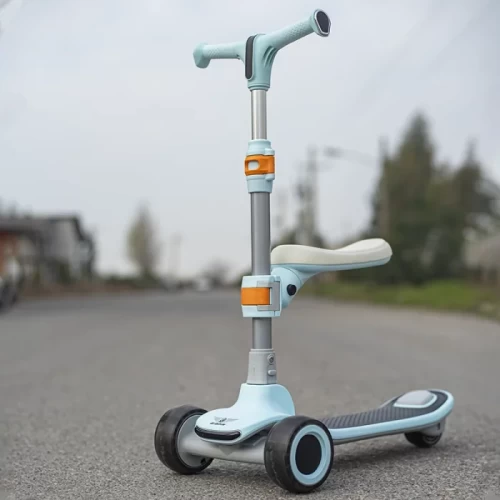 اسکوتر کودک تاشو نشیمن دار رنگ آبی کد P/ZG612/C