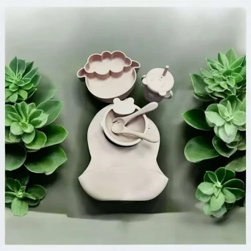 ست ظرف غذا کودک سیلیکونی همراه پیشبند مدل گوسفند کد M224