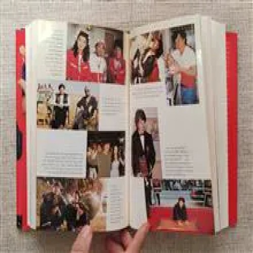 فروش من جکی چان هستم، زبان انگلیسی، I am jackie chan