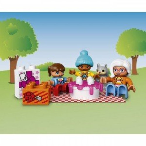 Birthday Party lego 10832