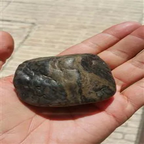 خرید سنگ آهن دار ضعیف مشکوک به شهابسنگ وردسا