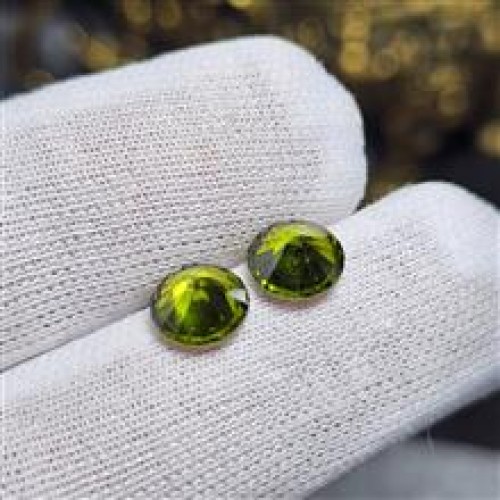 فروش جفت نگین های کیوبیک زیرکونیاکد