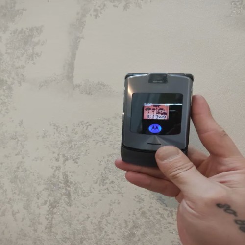 فروش گوشی موتورولا V3i نوی نو فابریک با قیمت مناسب