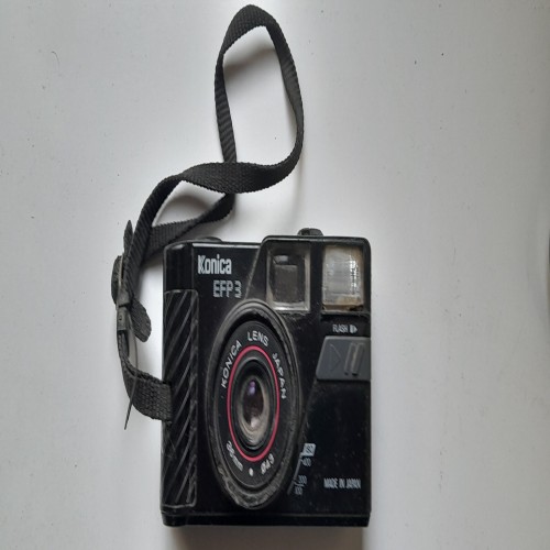 فروش دوربین عکاسی کونیکا ژاپن EFP3 | کلکسیونی