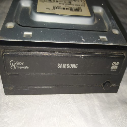 DVD رام سامسونگ با قابلیت باز نشدن درب دستگاه