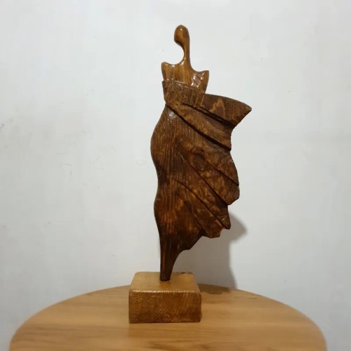 فروش مجسمه چوبی دستساز هنرهای تجسمی