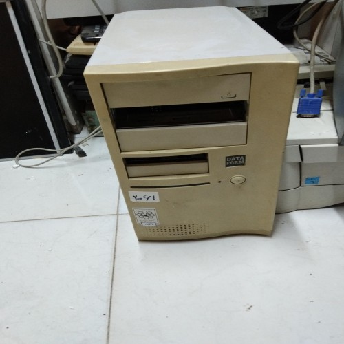 فروش کیس خالی کامپیوتر 2061 با قیمت مناسب