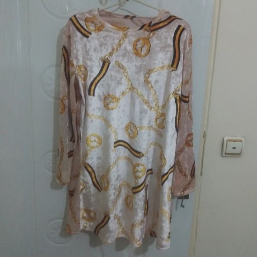 شومیز مخمل شیک با کشسانی بالا و سایز مناسب