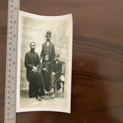 فروش عکسی خاطره انگیز از مشروطه