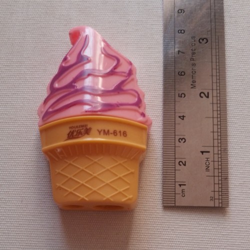 فروش مداد تراش فانتزی دو تیغه رنگ صورتی