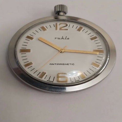 ساعت کوکی آلمانی با طراحی بی‌نظیر و کیفیت عالی