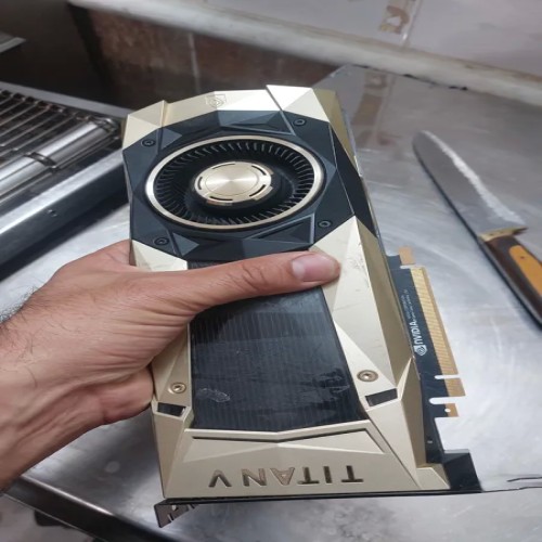 فروش کارت گرافیک Titan V قدرتمند برای AI و بازی