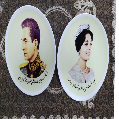 فروش جفت دیوارکوب طرح قدیمی با مهر برجسته کایزر