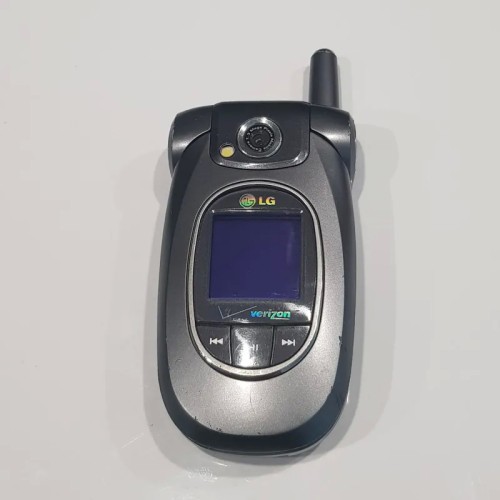 فروش گوشی الجی تاشو کمیاب با طراحی خاص و زیبا