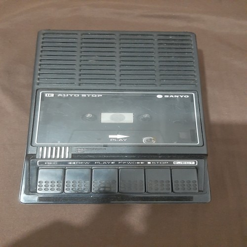 ضبط خبرنگاری سانیو سالم با آداپتور 6 ولتی