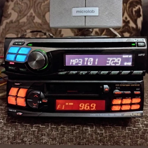 فروش ست ضبط آلپاین 7582 و 9843 با قابلیت جداشدن