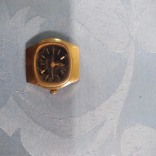 فروش ساعت مچی Omax ژاپن با ضمانت و قیمت مناسب