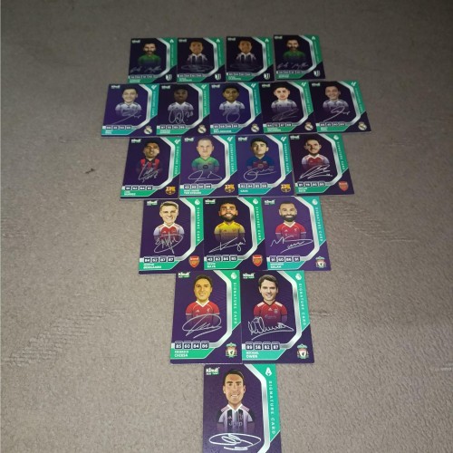 فروش نوزده عدد کارت کیمدی امضا زیر