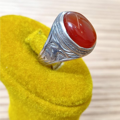 خرید انگشتر عقیق یمنی دامله فاخر دستساز و مخراجکاری