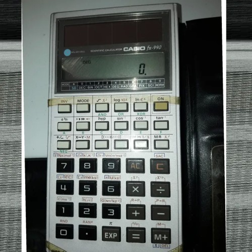 فروش ماشین حساب قدیمی (باتری خورشیدی)