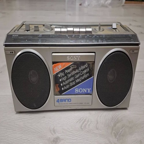 فروش رادیو ضبط تک کاست سونی با وضعیت سالم و تست شده
