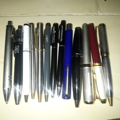 فروش انواع خودنویس و روانویس قدیمی و اصل