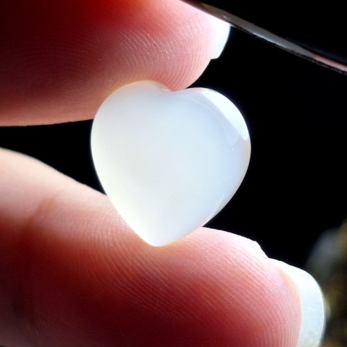 فروش نگین سنگ عقیق معدنی با ابعاد 14x14 میلی‌متر