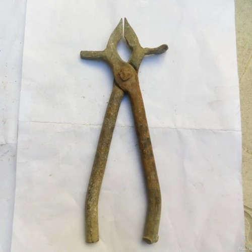 فروش انبر قندشکن چندکاره قدیمی با بهترین قیمت