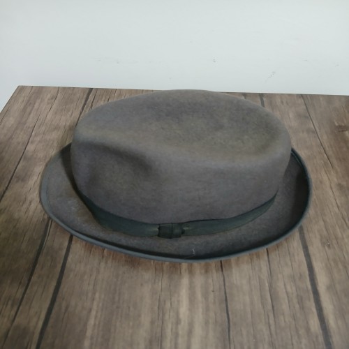 فروش کلاه شاپو رویال آنتیک دور 53 سانت اصل