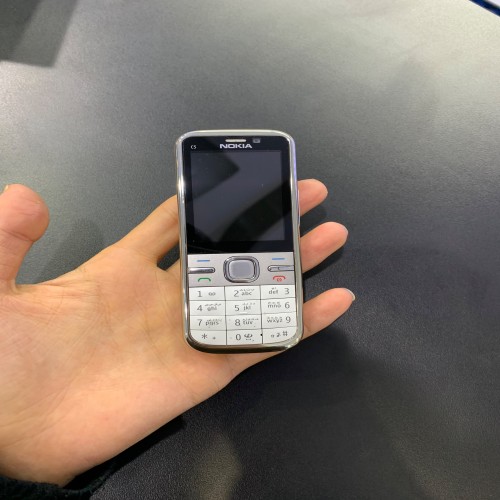 فروش نوکیا C5 در حد نو و تمیز با قیمت مناسب