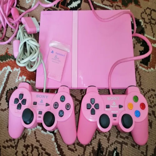 فروش کنسول PS2 صورتی باندل کلکسیونی با دسته و کارتن
