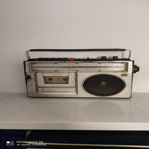 فروش رادیو ضبط قدیمی شهاب با قیمت مناسب و سالم