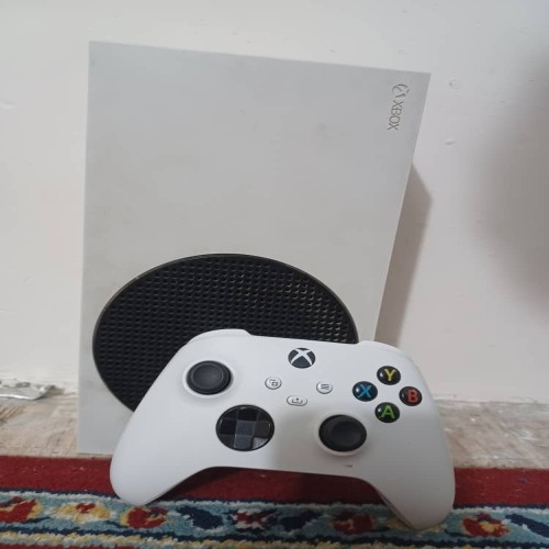 فروش ایکس باکس سری اس با چهار بازی اضافه