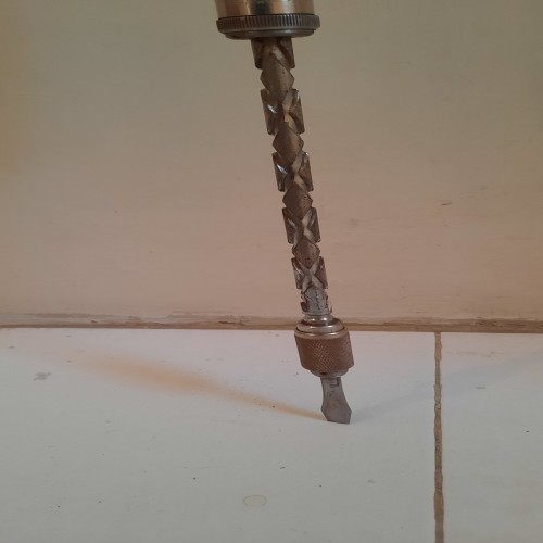 خرید پیچ گوشتی فشاری با بهترین قیمت و کیفیت