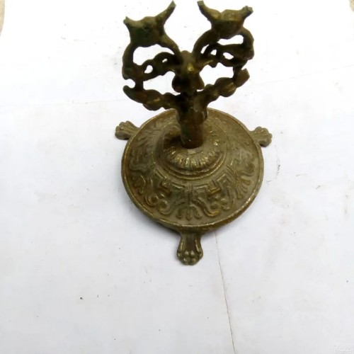 فروش مجسمه یا دکوری برنجی مطابق عکس