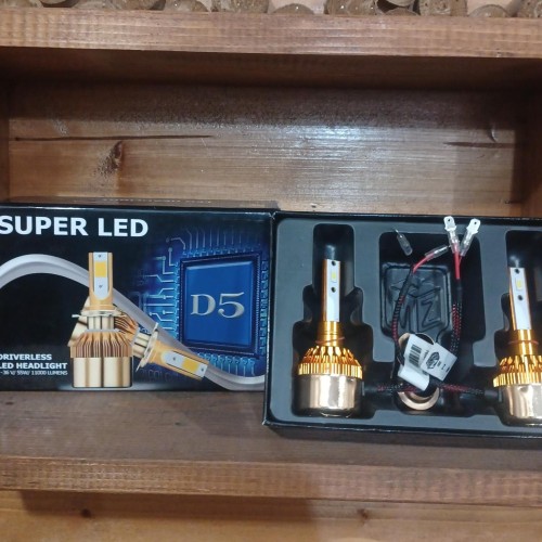 فروش هدلایت mzm مدل d5 با تمامی پایه‌ها در کیان اسپرت