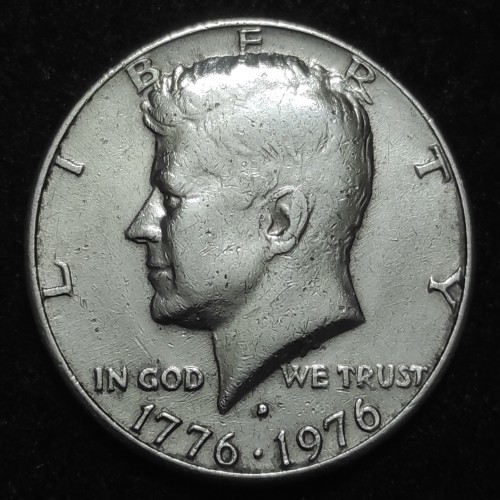 سکه یادبودی نیم دلار آمریکا با تصویر جان کندی